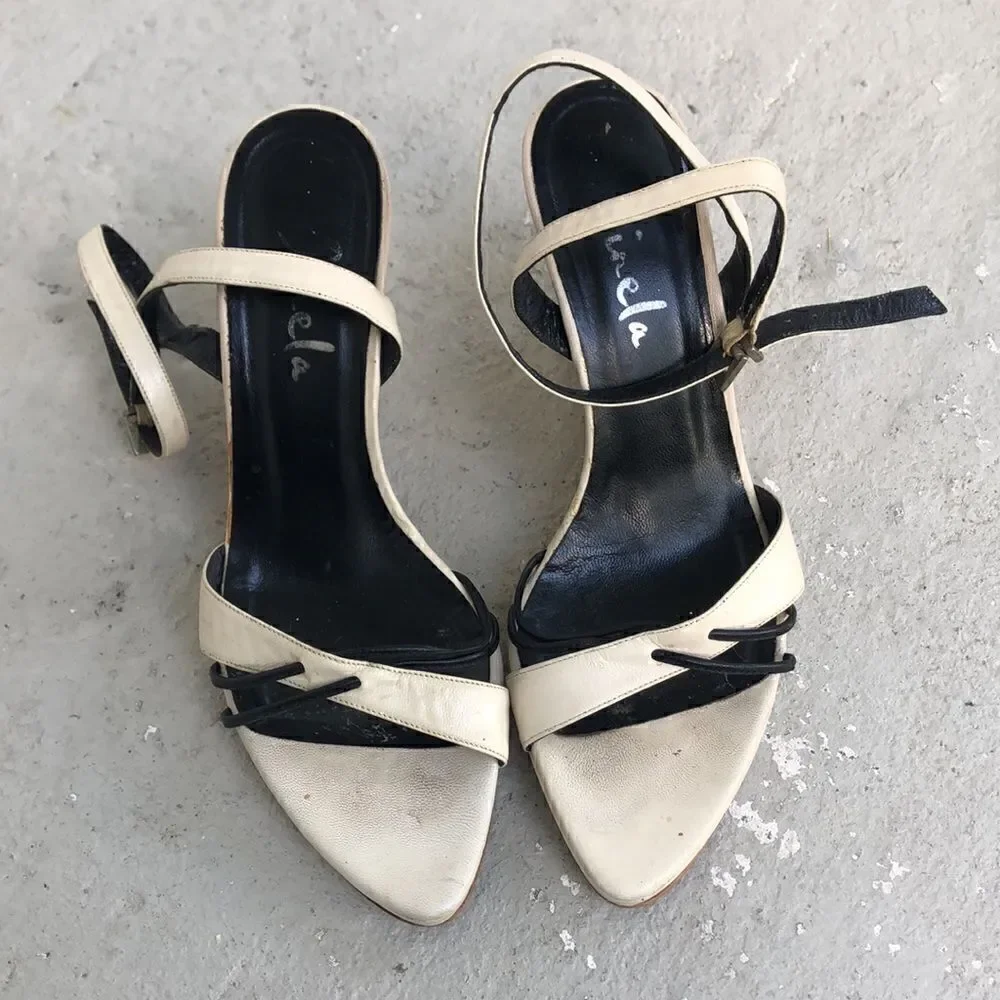 Sinela Wedged Sandals